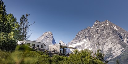 Campingplätze - Reisemobilstellplatz vor der Schranke - Stellplätze mit Watzmannblick - Camping-Resort Allweglehen