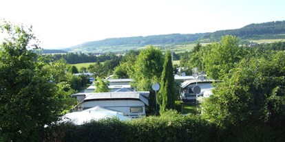 Campingplätze - Franken - Campingplatz von oben mit Fernsicht - Camping Bergesruh