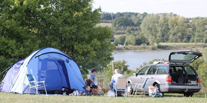 Campingplätze - Auto am Stellplatz - Seecamping Obernzenn