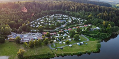 Campingplätze - Separater Gruppen- und Jugendstellplatz - Ferienpark Perlsee Camping
