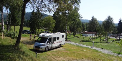 Campingplätze - Reisemobilstellplatz vor der Schranke - KNAUS Campingpark Lackenhäuser